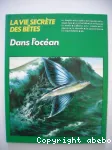 DANS L'OCEAN
